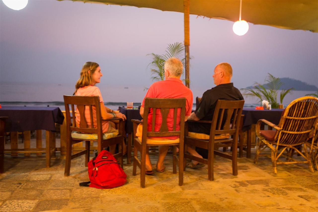 Titanic Holiday Home Bãi biển Palolem Ngoại thất bức ảnh
